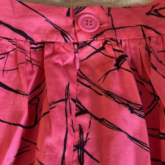 Anthropology/Bread & Butter Hot Pink & Black Patterned Mini Skirt W/Pockets. - Picture 4 of 6